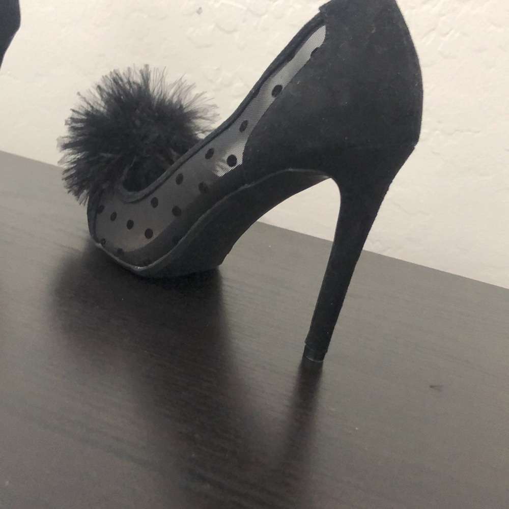 Heels - Picture 5 of 5